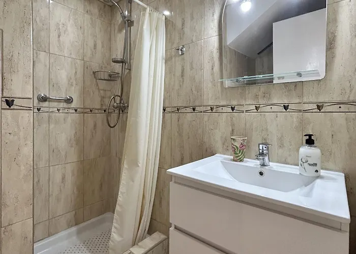 1 Bed Duplex, Pool View In Castle Harbour C113 Сasa de vacaciones *